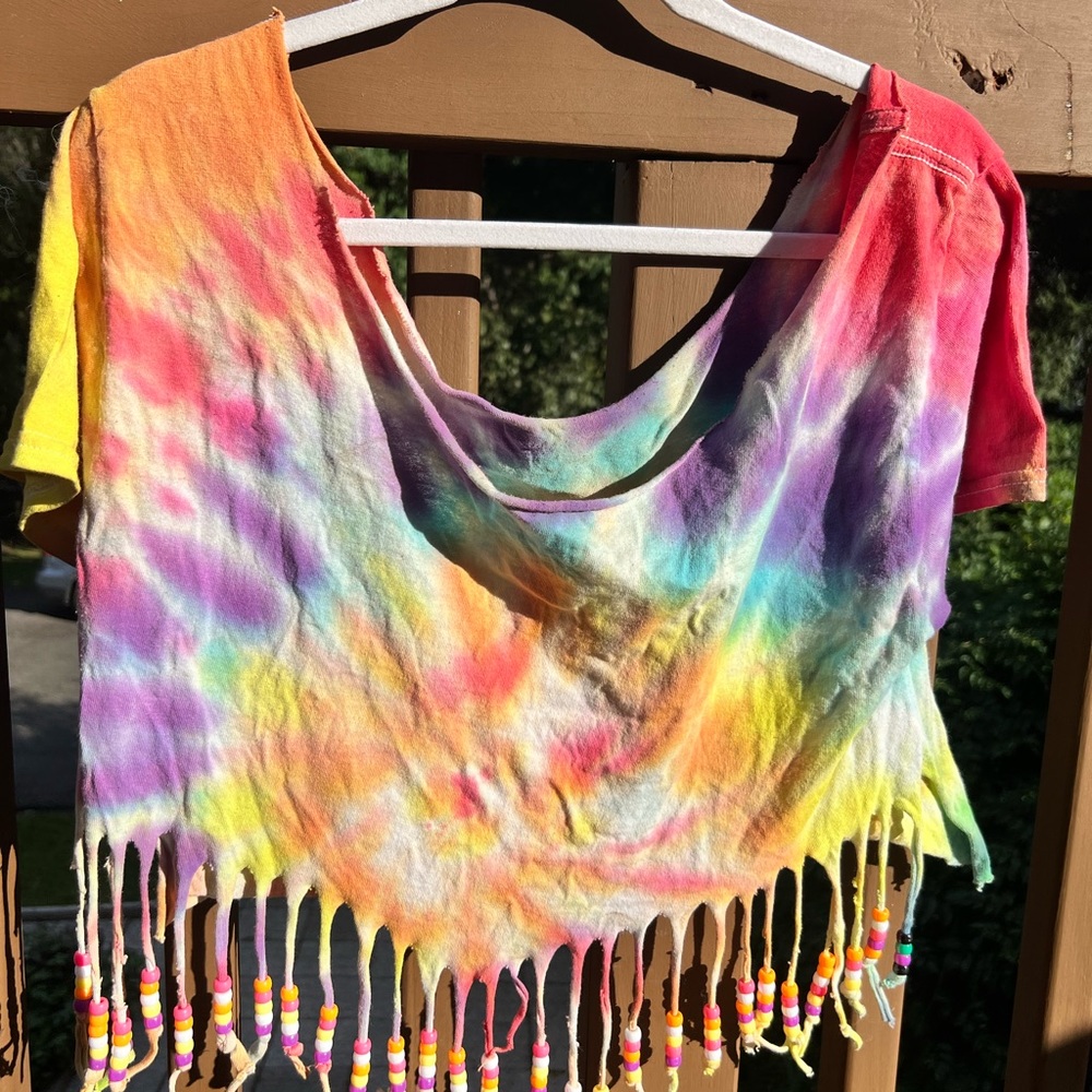 Handmade Beaded Tie Dye Crop Top🌈